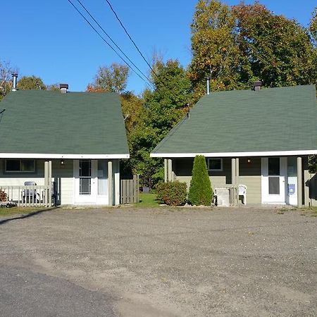 Les Chalets Bo-So-Met Villa Beaupre Exterior photo