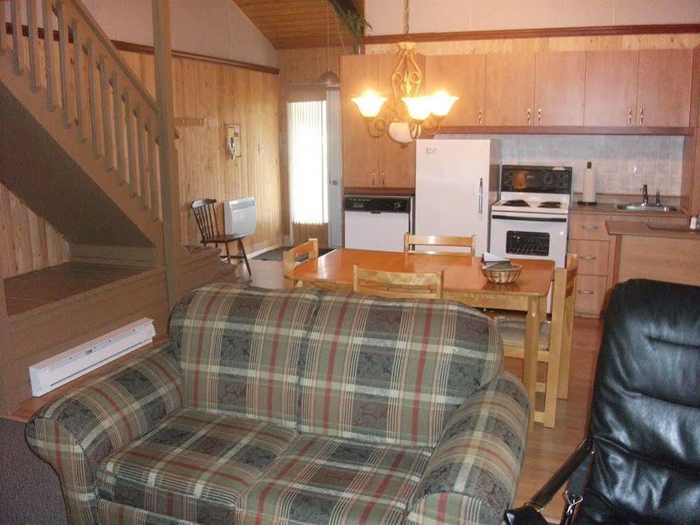 Les Chalets Bo-So-Met Villa Beaupre Exterior photo